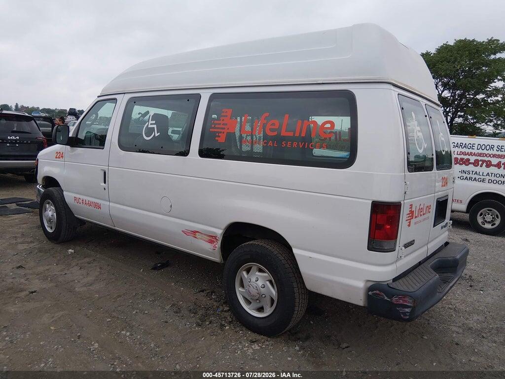 1FTNE2EW5ADA32582 2010 FORD E-250 photo no. 3