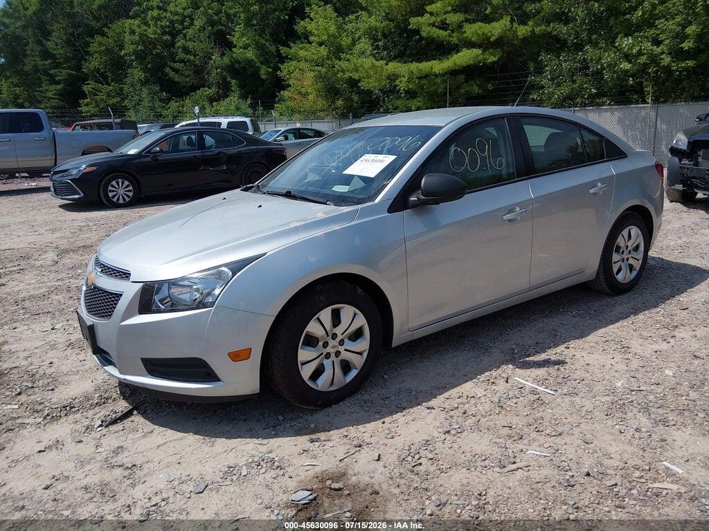 1G1PA5SH1D7160079 2013 CHEVROLET CRUZE photo no. 2