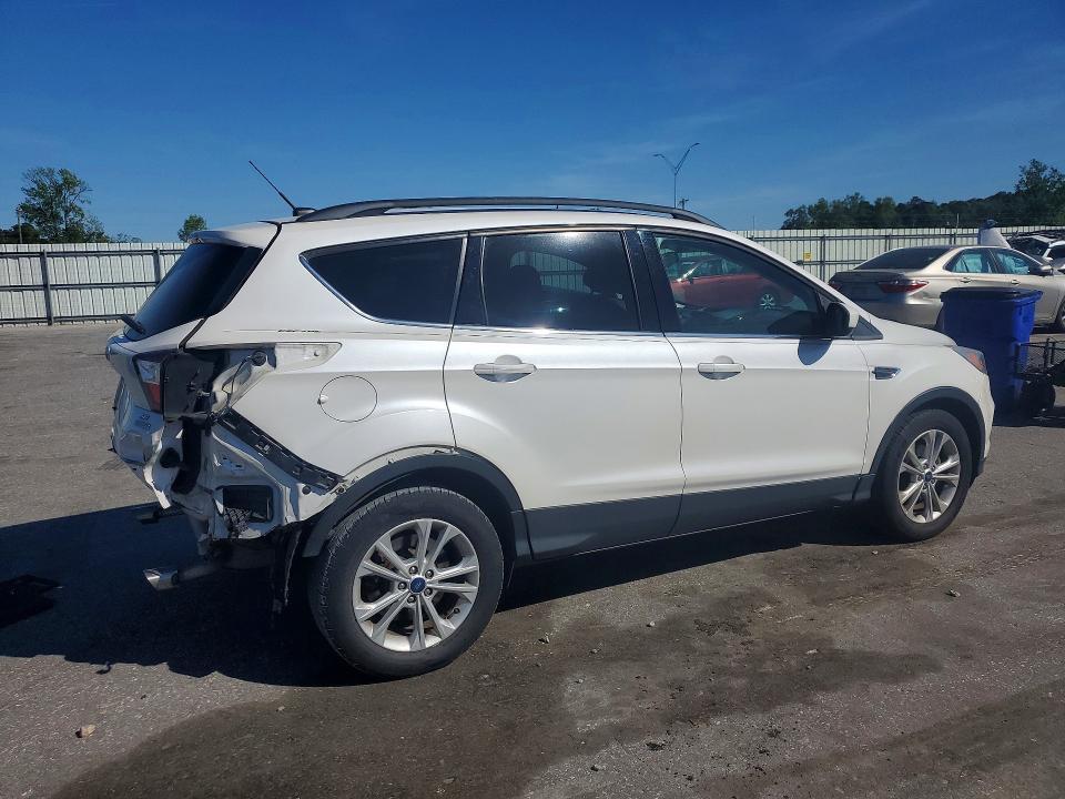 2017 FORD ESCAPE SE — Фото 3 из 13