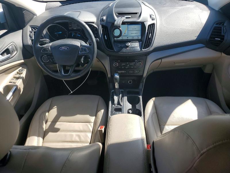 2017 FORD ESCAPE SE — Фото 8 из 13