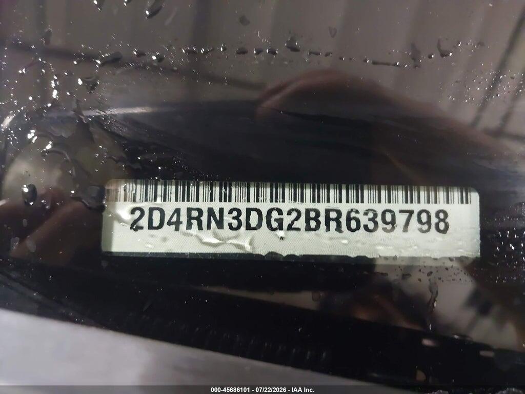 2D4RN3DG2BR639798 2011 DODGE GRAND CARAVAN photo no. 9