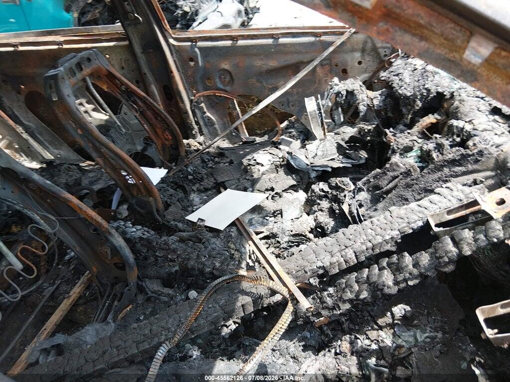 2GNFLFE38H6225381 2017 CHEVROLET EQUINOX photo no. 5