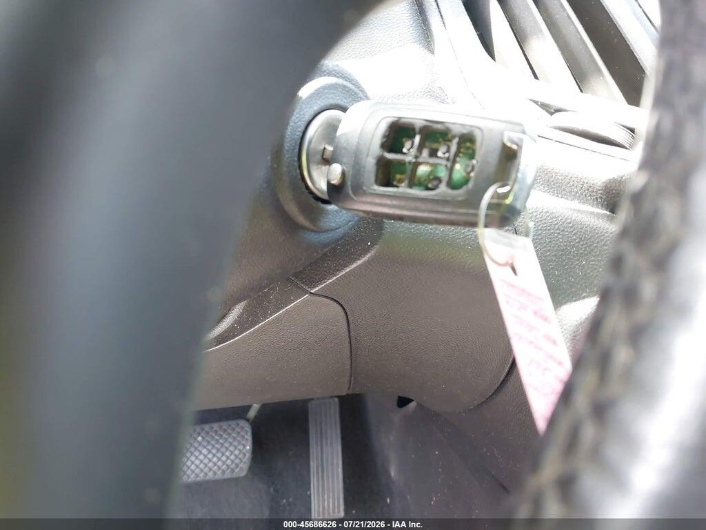 2GNALCEK5H6310405 2017 CHEVROLET EQUINOX photo no. 11