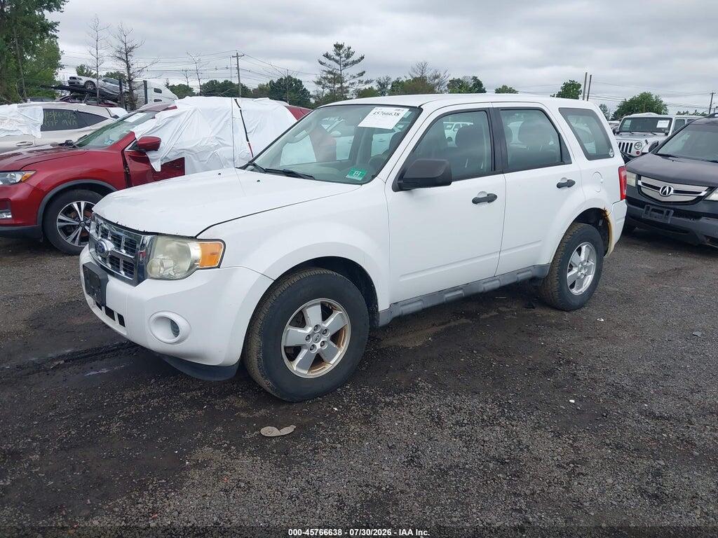 1FMCU9C74AKC58506 2010 FORD ESCAPE photo no. 2