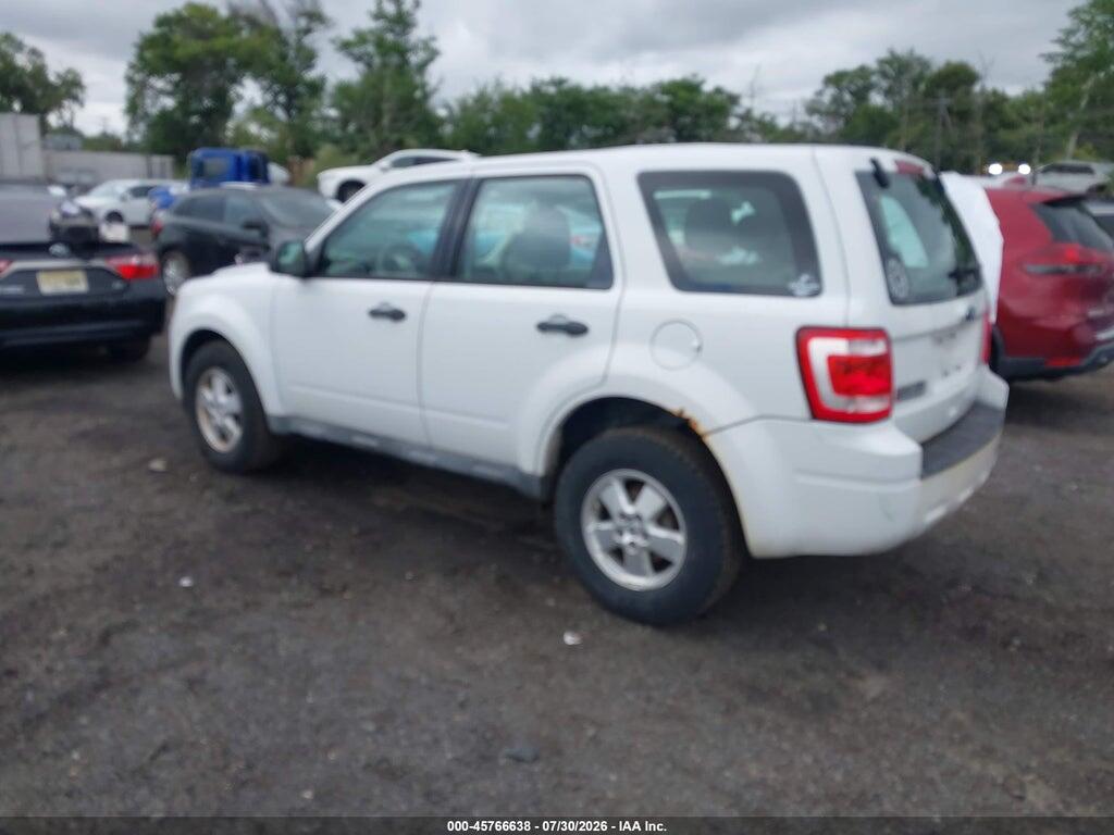 1FMCU9C74AKC58506 2010 FORD ESCAPE photo no. 3