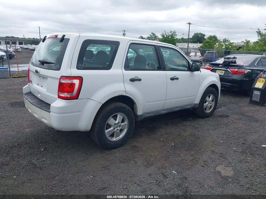 1FMCU9C74AKC58506 2010 FORD ESCAPE photo no. 4