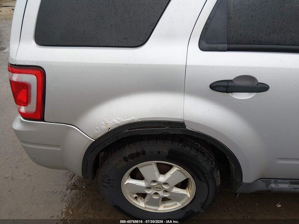 1FMCU9DG8AKC81320 2010 FORD ESCAPE photo no. 6