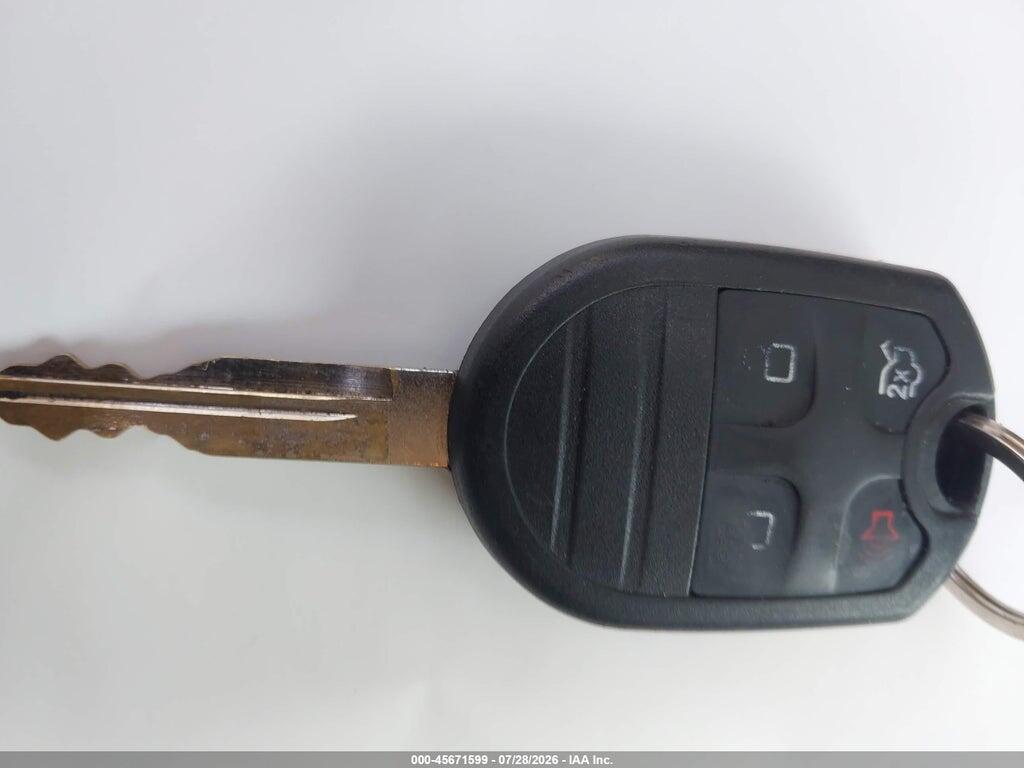 1FMCU0D75AKC76894 2010 FORD ESCAPE photo no. 11