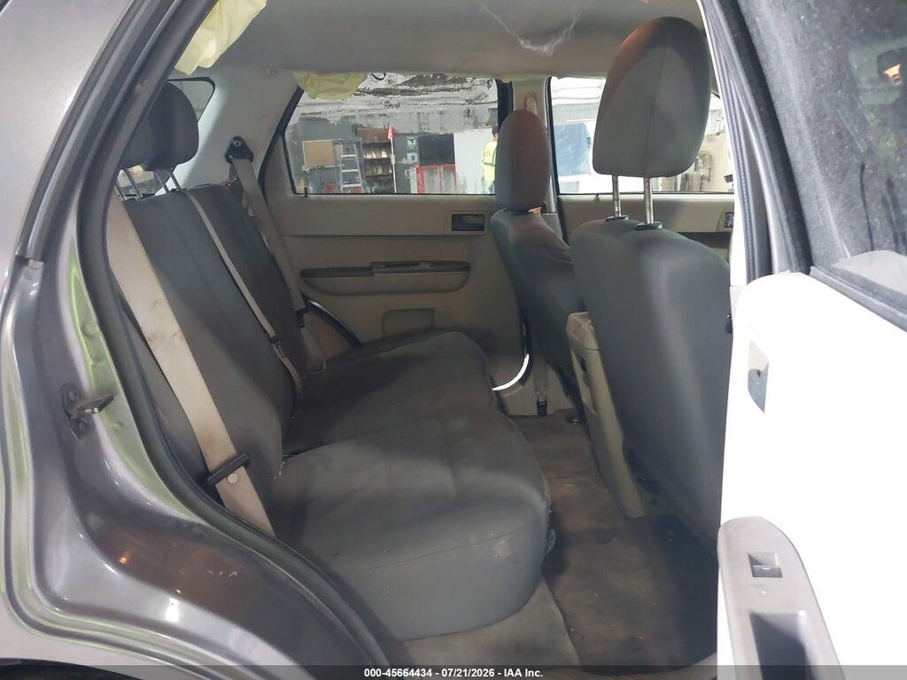 1FMCU0C72AKB18711 2010 FORD ESCAPE photo no. 8