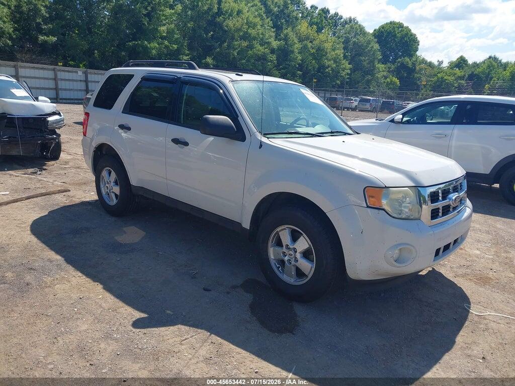 1FMCU0DG3AKB07618 2010 FORD ESCAPE photo no. 1