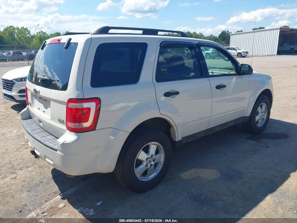 1FMCU0DG3AKB07618 2010 FORD ESCAPE photo no. 4