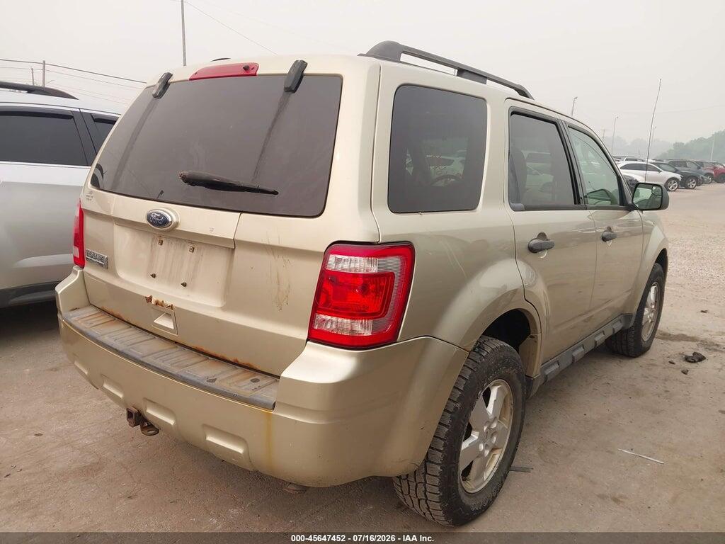 1FMCU9D71AKB20937 2010 FORD ESCAPE photo no. 4