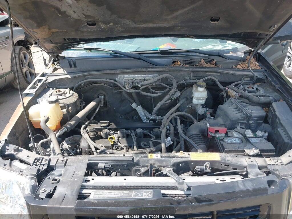 1FMCU0D72AKD09558 2010 FORD ESCAPE photo no. 10