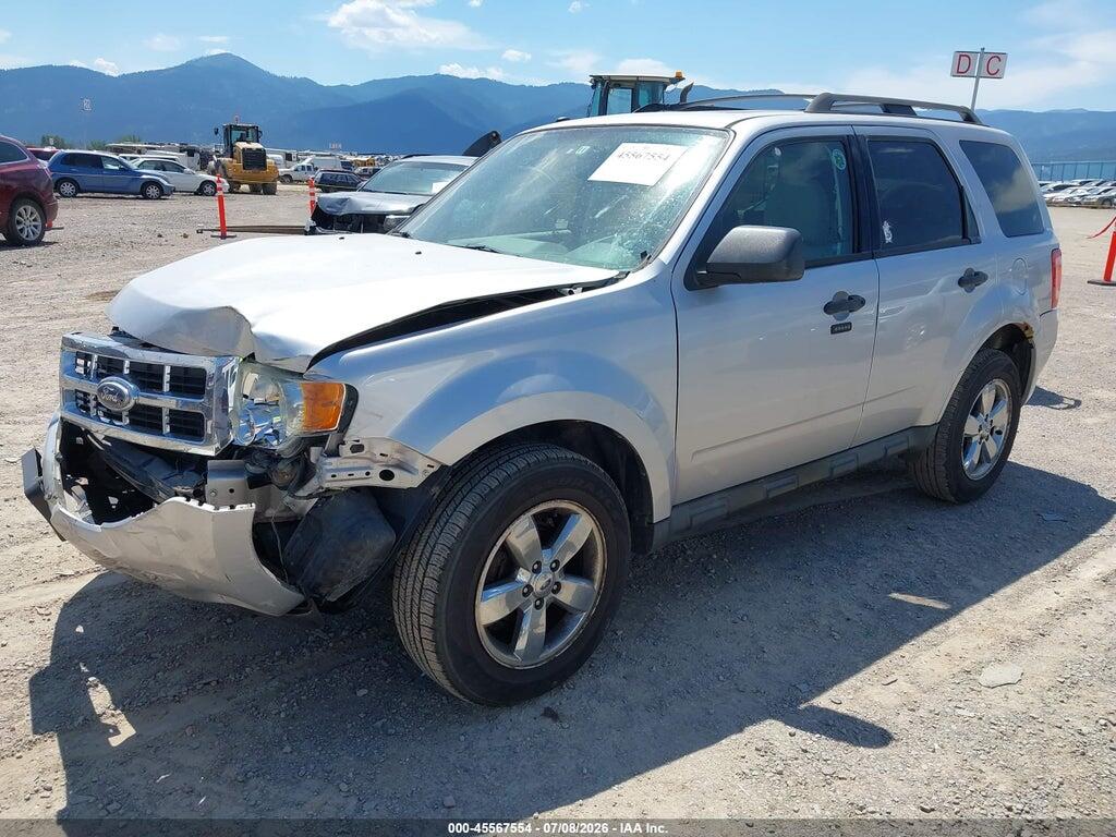 1FMCU0D70AKA77428 2010 FORD ESCAPE photo no. 2
