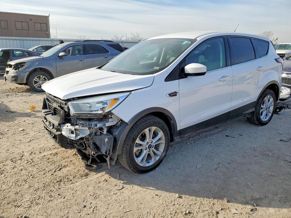 1FMCU9GD9HUC04696 2017 FORD ESCAPE photo no. 1