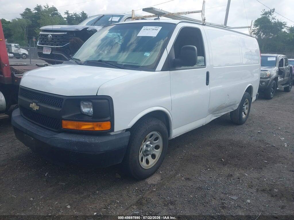 1GCSGAFX3D1188236 2013 CHEVROLET EXPRESS 1500 photo no. 2