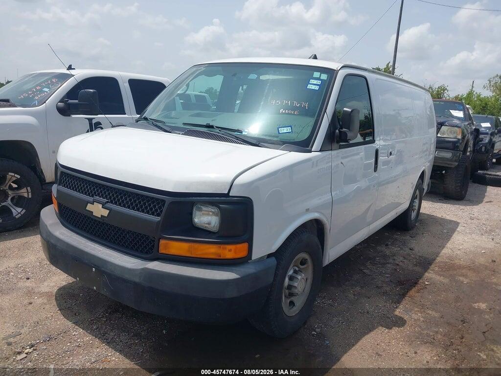 1GCWGFCB1D1902548 2013 CHEVROLET EXPRESS 2500 photo no. 2