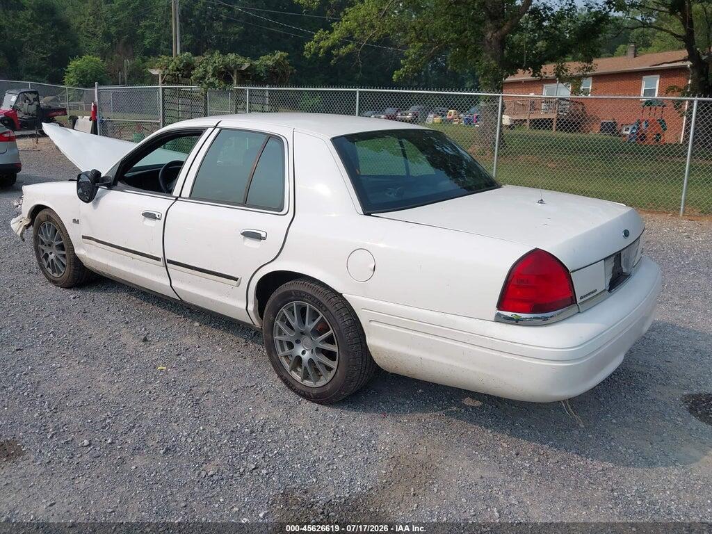 2FABP7BV2BX100584 2011 FORD CROWN VICTORIA photo no. 3