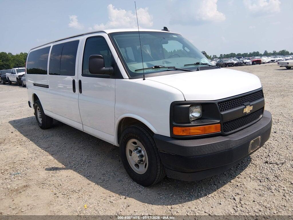 1GAZGNFGXH1294705 2017 CHEVROLET EXPRESS 3500 photo no. 1