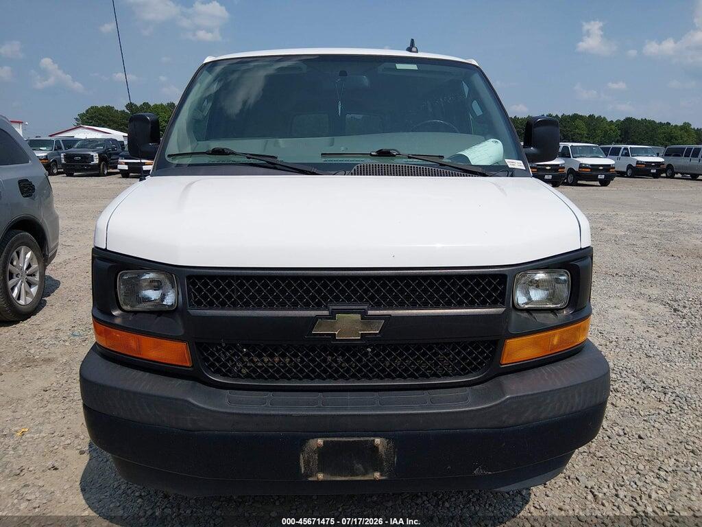 1GAZGNFGXH1294705 2017 CHEVROLET EXPRESS 3500 photo no. 12