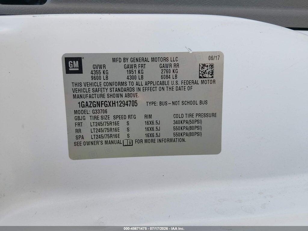 1GAZGNFGXH1294705 2017 CHEVROLET EXPRESS 3500 photo no. 9