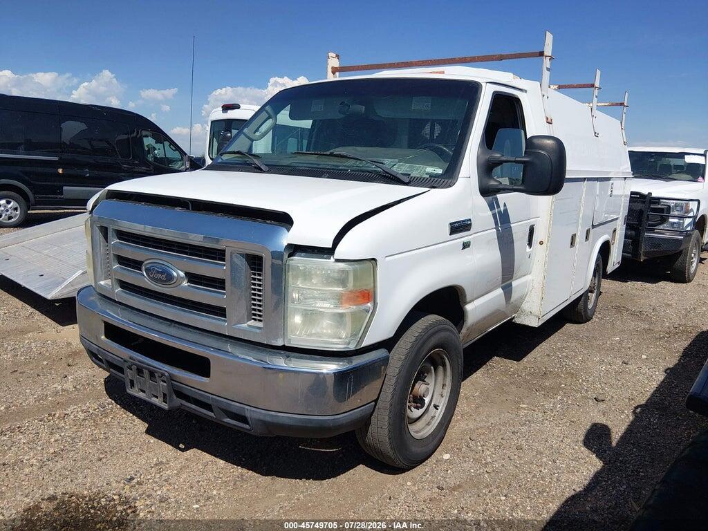 1FDSE3FL1BDA09746 2011 FORD ECONOLINE COMMERCIAL CUTAWAY photo no. 2