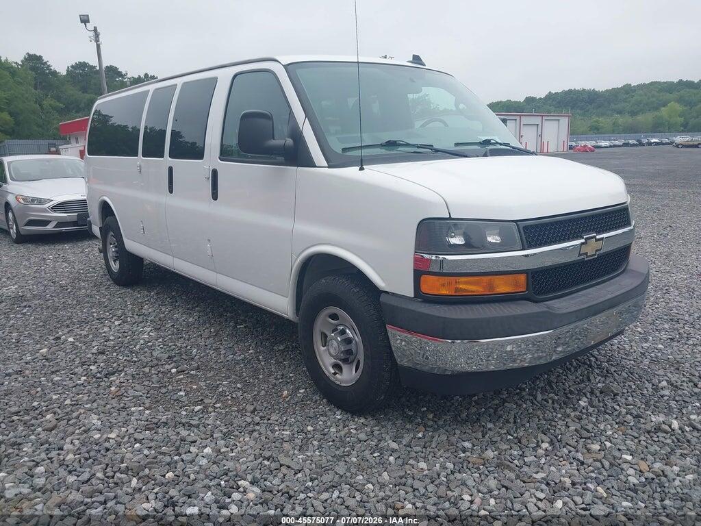 1GAZGPFF2H1272622 2017 CHEVROLET EXPRESS 3500 photo no. 1