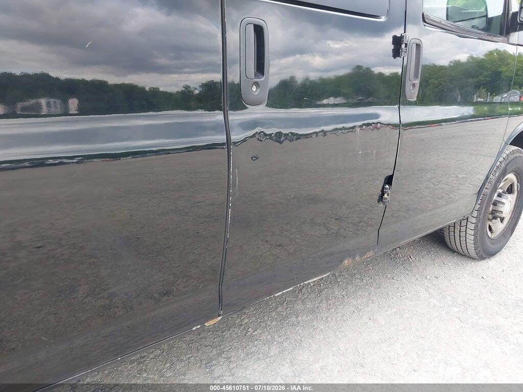 1GAZGPFF0H1274465 2017 CHEVROLET EXPRESS 3500 photo no. 6
