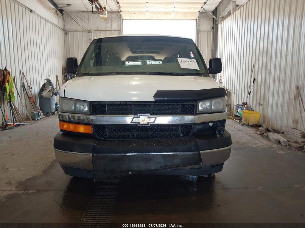 1GAZGPFG9H1275932 2017 CHEVROLET EXPRESS 3500 photo no. 12