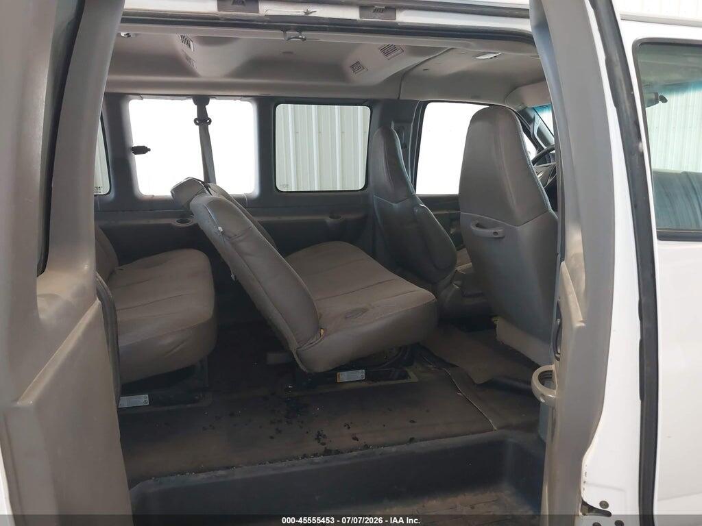 1GAZGPFG9H1275932 2017 CHEVROLET EXPRESS 3500 photo no. 8