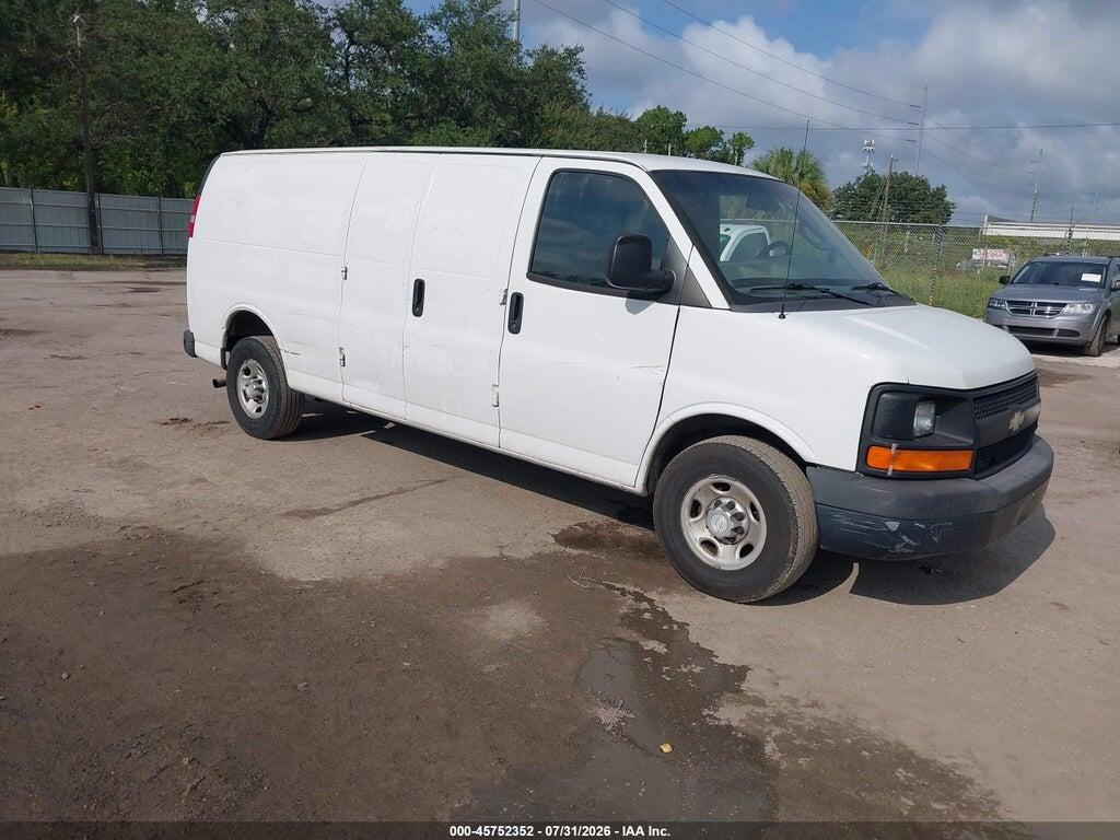 1GCWGBFF0H1217650 2017 CHEVROLET EXPRESS 2500 photo no. 1