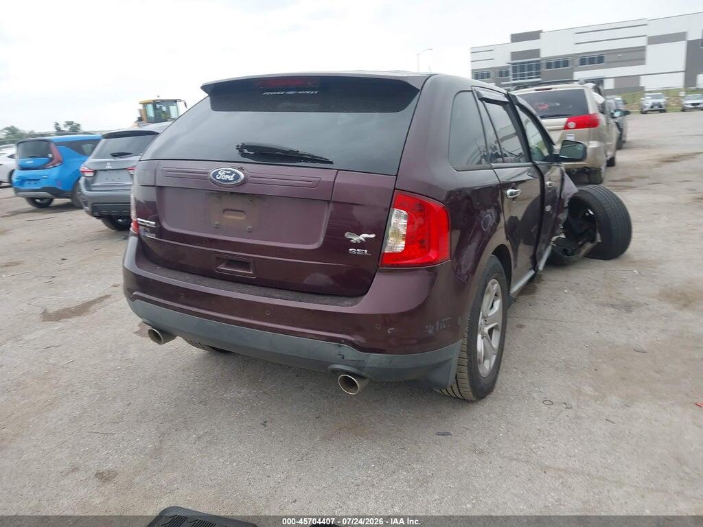 2FMDK3JC8BBA01724 2011 FORD EDGE photo no. 4