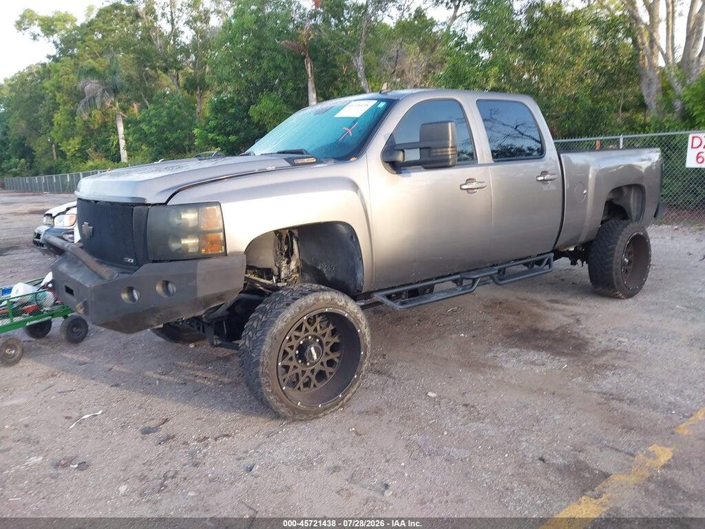 1GCHK23617F567107 2007 CHEVROLET SILVERADO 2500HD photo no. 2