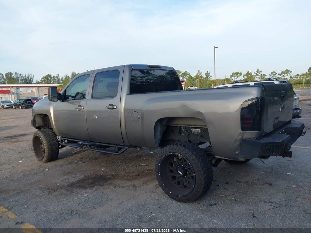 1GCHK23617F567107 2007 CHEVROLET SILVERADO 2500HD photo no. 3