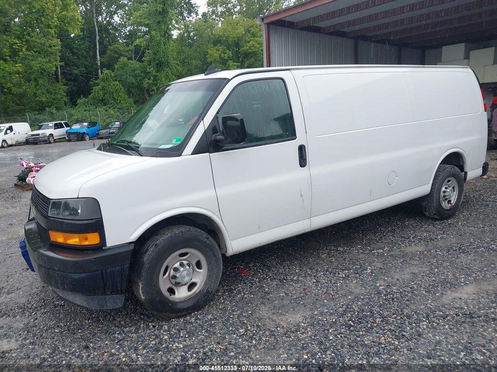 1GCWGBFP3K1168492 2019 CHEVROLET EXPRESS 2500 photo no. 2