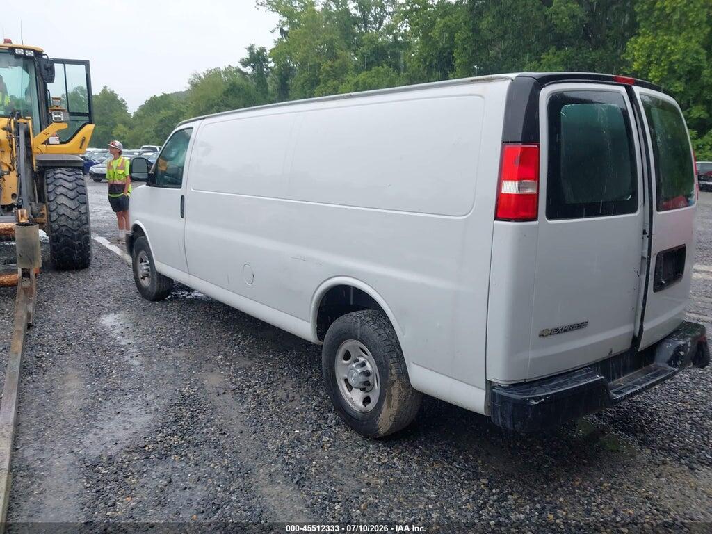 1GCWGBFP3K1168492 2019 CHEVROLET EXPRESS 2500 photo no. 3