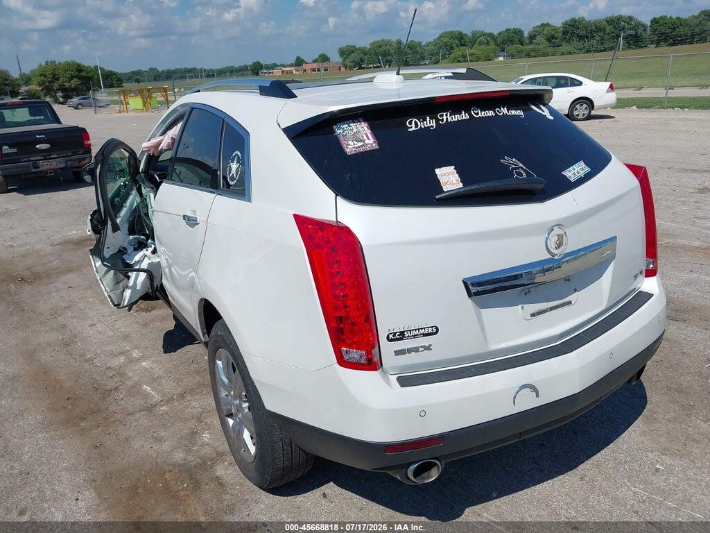 3GYFNBE33GS548145 2016 CADILLAC SRX photo no. 3