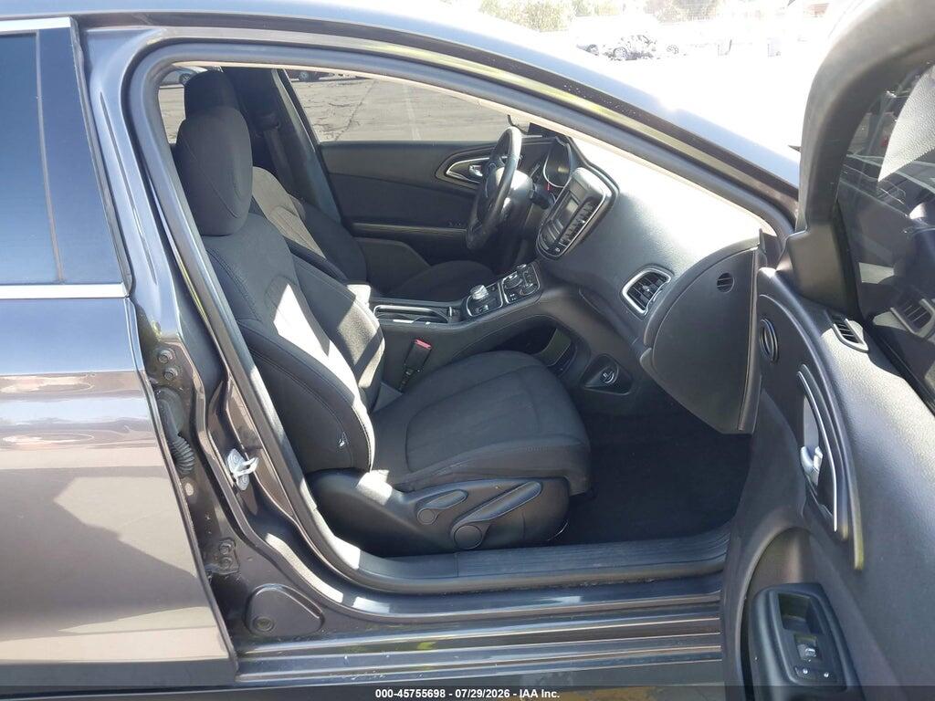 1C3CCCAB9GN103005 2016 CHRYSLER 200 photo no. 5