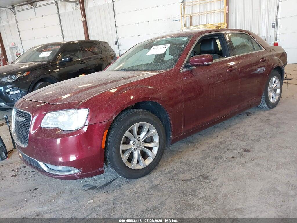2C3CCAAG2GH220112 2016 CHRYSLER 300 photo no. 2
