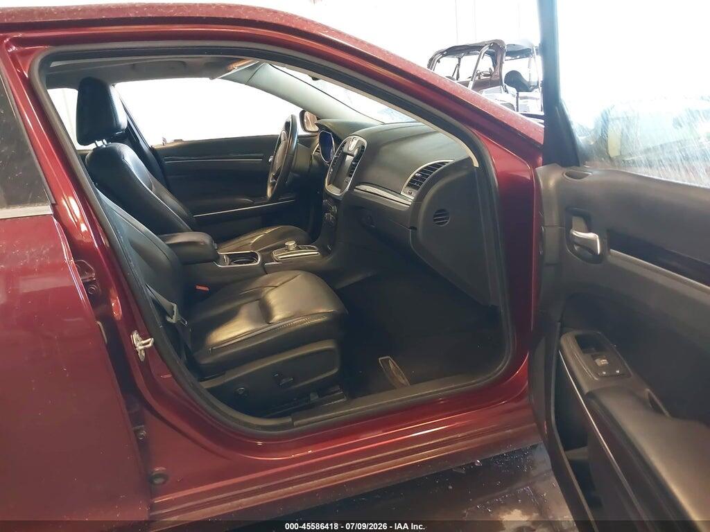 2C3CCAAG2GH220112 2016 CHRYSLER 300 photo no. 5