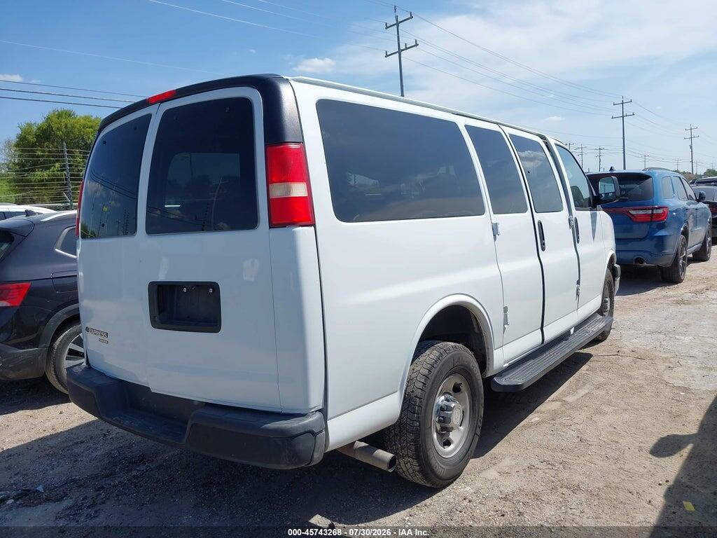 1GAWGRFA5D1122873 2013 CHEVROLET EXPRESS 2500 photo no. 4