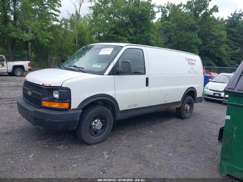 1GCWGFCA4D1122731 2013 CHEVROLET EXPRESS 2500 photo no. 2