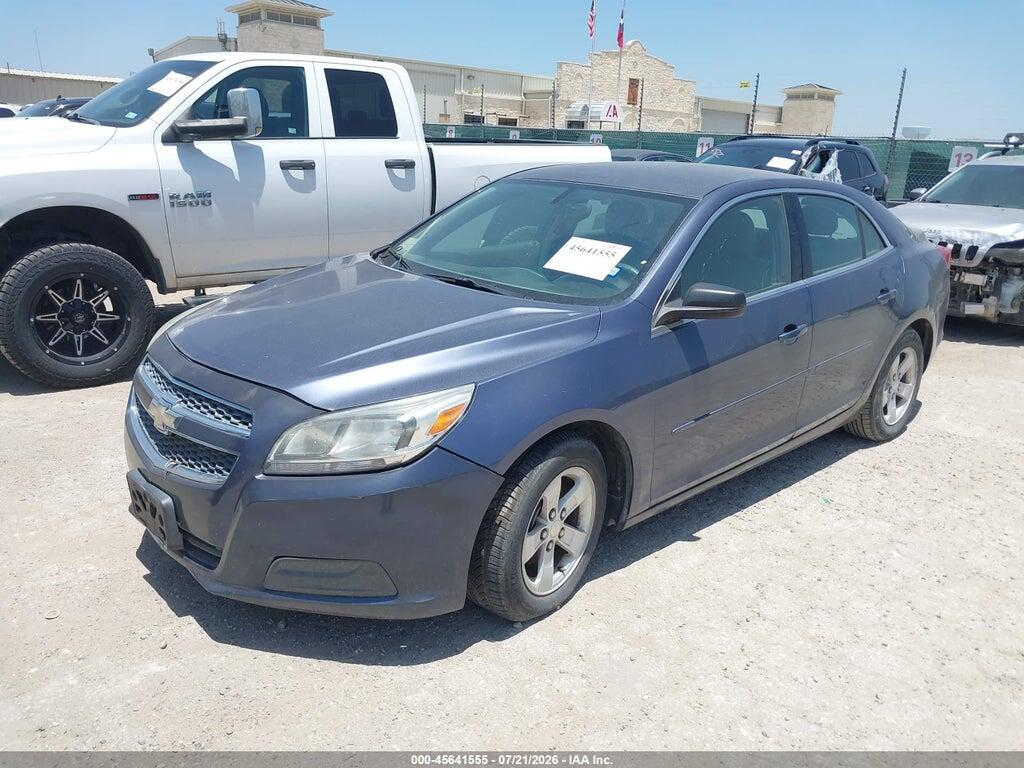 1G11B5SA5DF193369 2013 CHEVROLET MALIBU photo no. 2