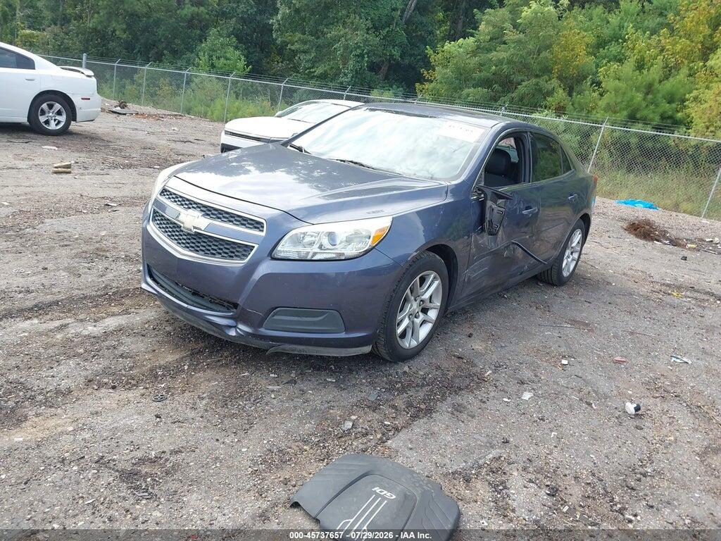 1G11C5SA8DF169323 2013 CHEVROLET MALIBU photo no. 2