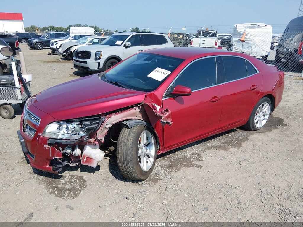 1G11D5RR0DF104796 2013 CHEVROLET MALIBU photo no. 2