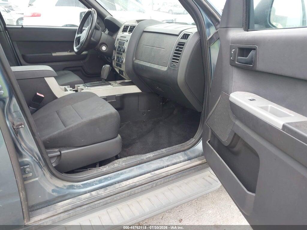 1FMCU9DG7BKA81496 2011 FORD ESCAPE photo no. 5