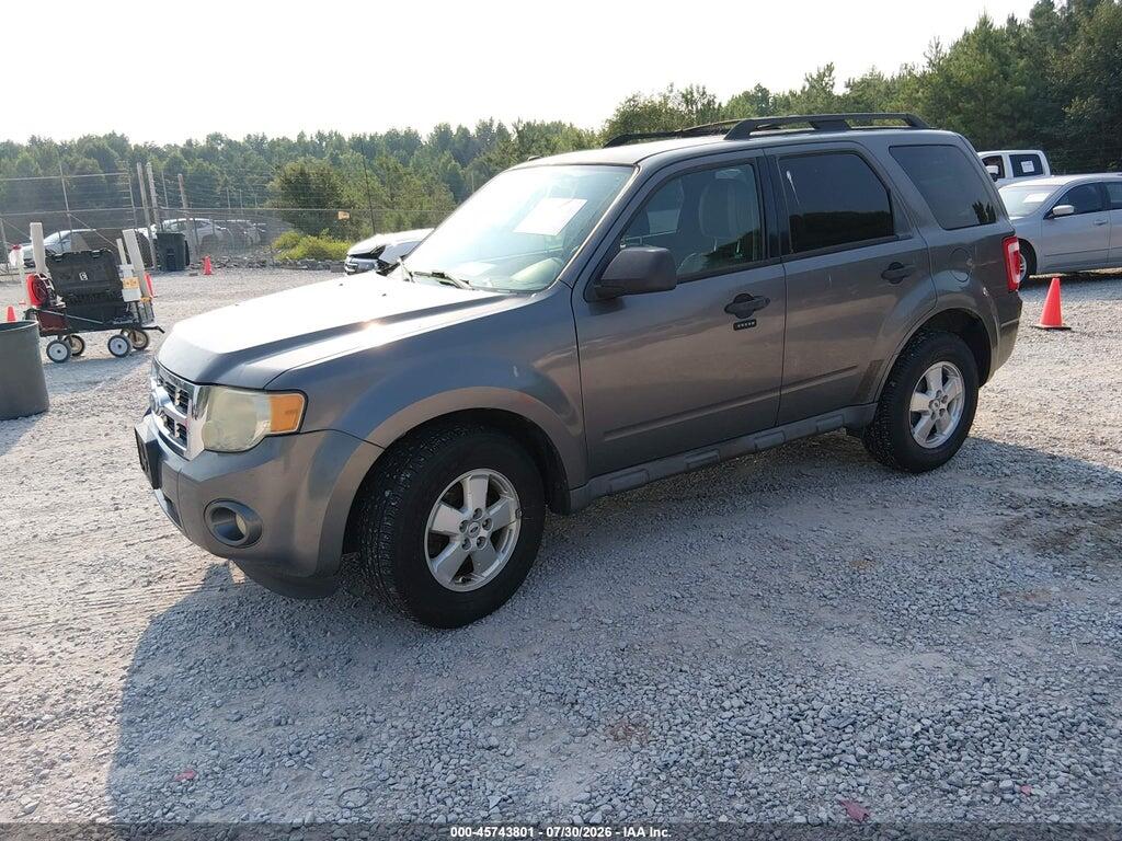 1FMCU9D78BKA48345 2011 FORD ESCAPE photo no. 2