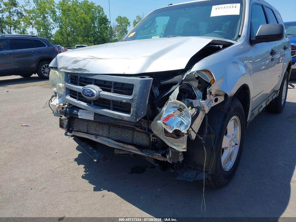 1FMCU9D78BKB11380 2011 FORD ESCAPE photo no. 6