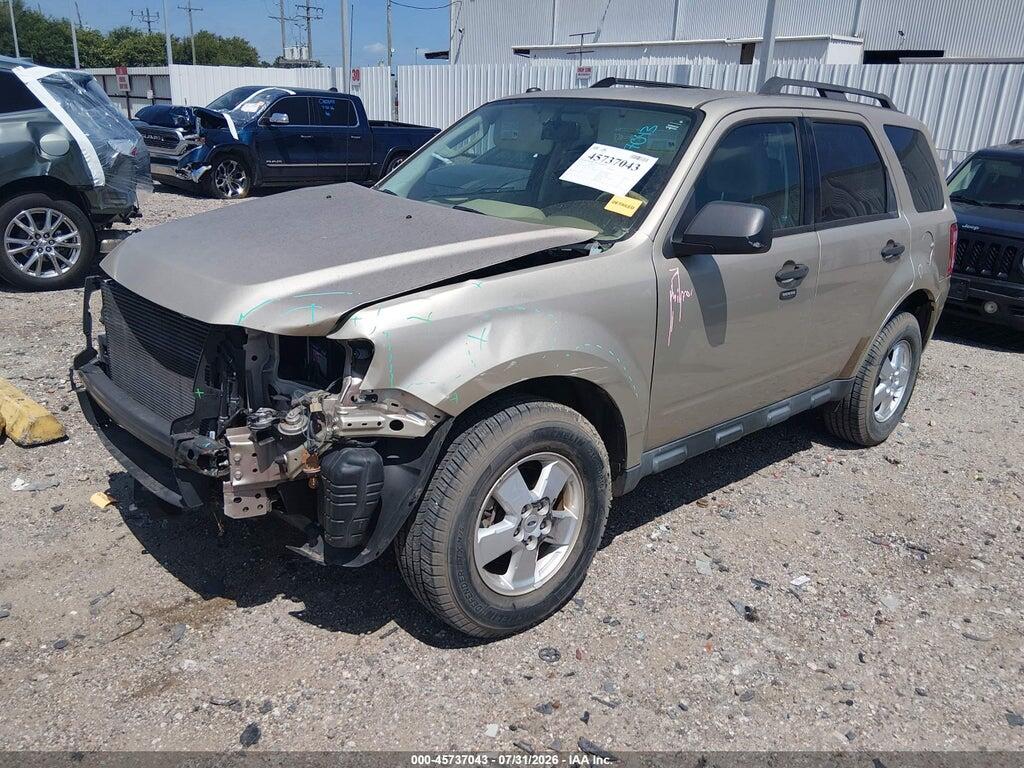 1FMCU0D72BKA27180 2011 FORD ESCAPE photo no. 2