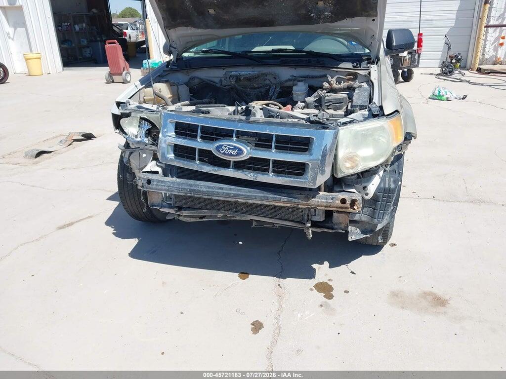 1FMCU9D78BKB26462 2011 FORD ESCAPE photo no. 6